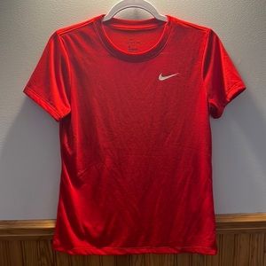 Nike Women’s Dry Fit T-Shirt NWT